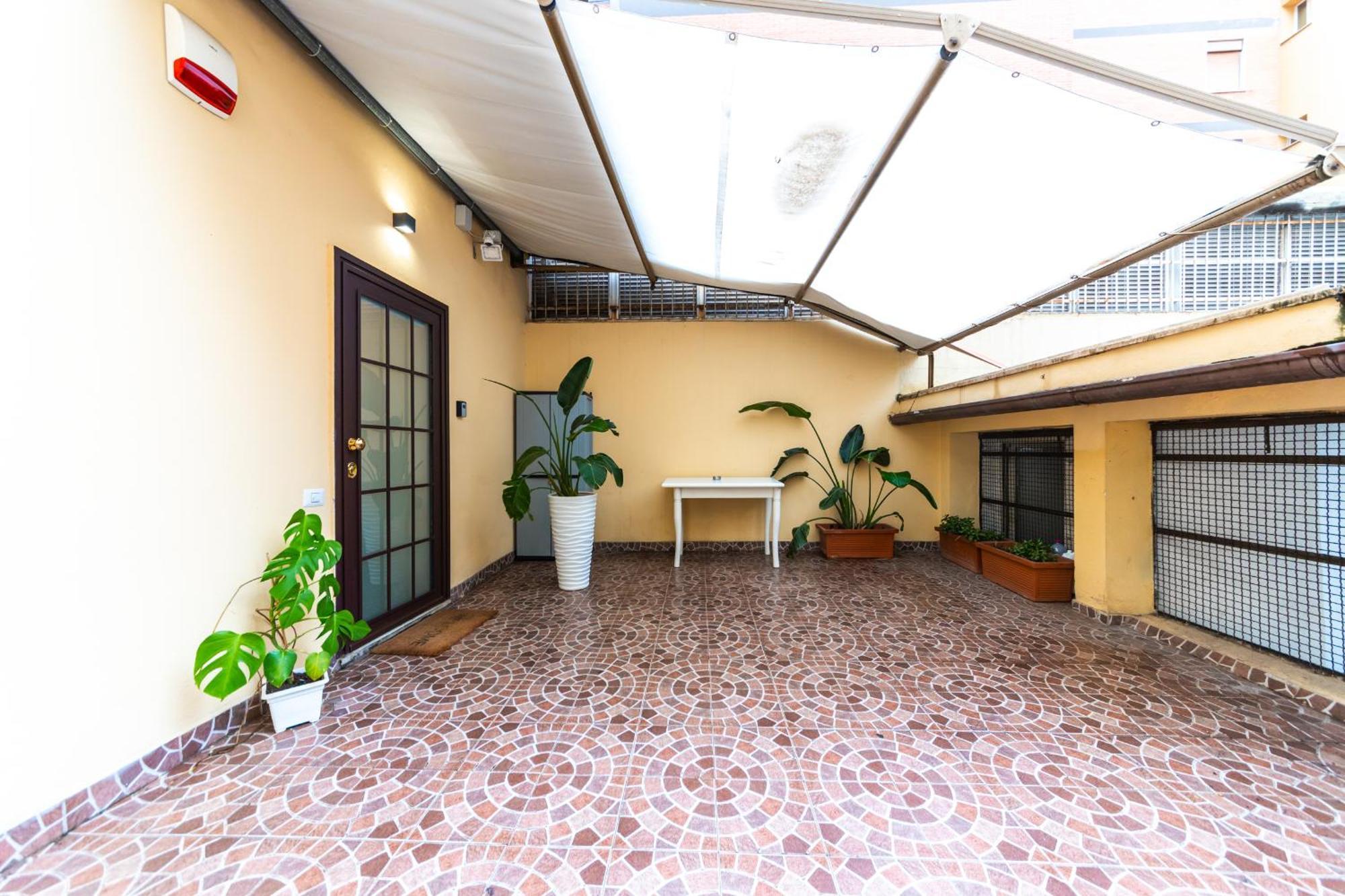 Metrofront-Apartment Roma ภายนอก รูปภาพ