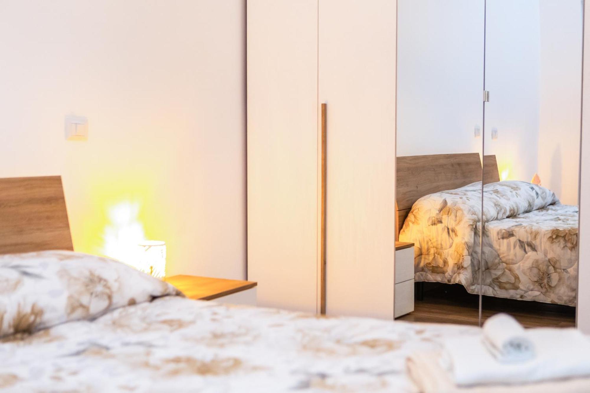Metrofront-Apartment Roma ภายนอก รูปภาพ